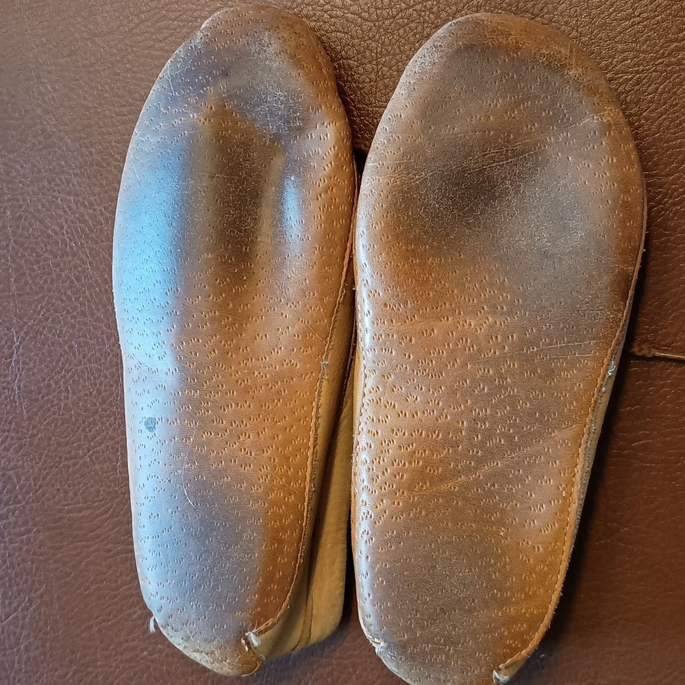 Leather and wool moccasins, sz S (5-6) - Picture 6 of 6